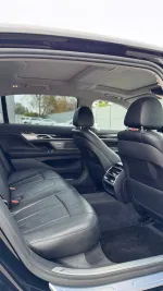 BMW 740i image 17