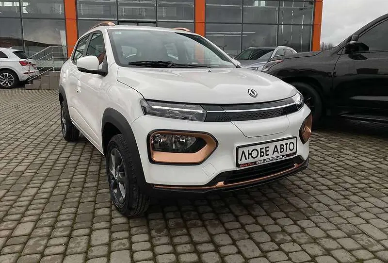 DongFeng EX1 image 1