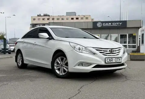 Hyundai Sonata (2025-11-23T00:00:00.000Z)