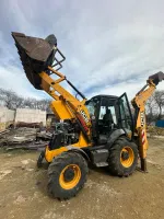 JCB 3CX image 2