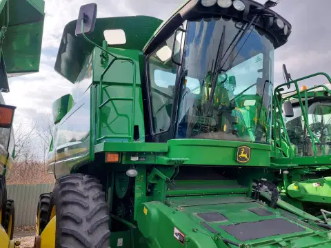John Deere 9770 STS (2024-04-04T00:00:00.000Z)