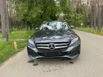 Mercedes-Benz C220 image 2