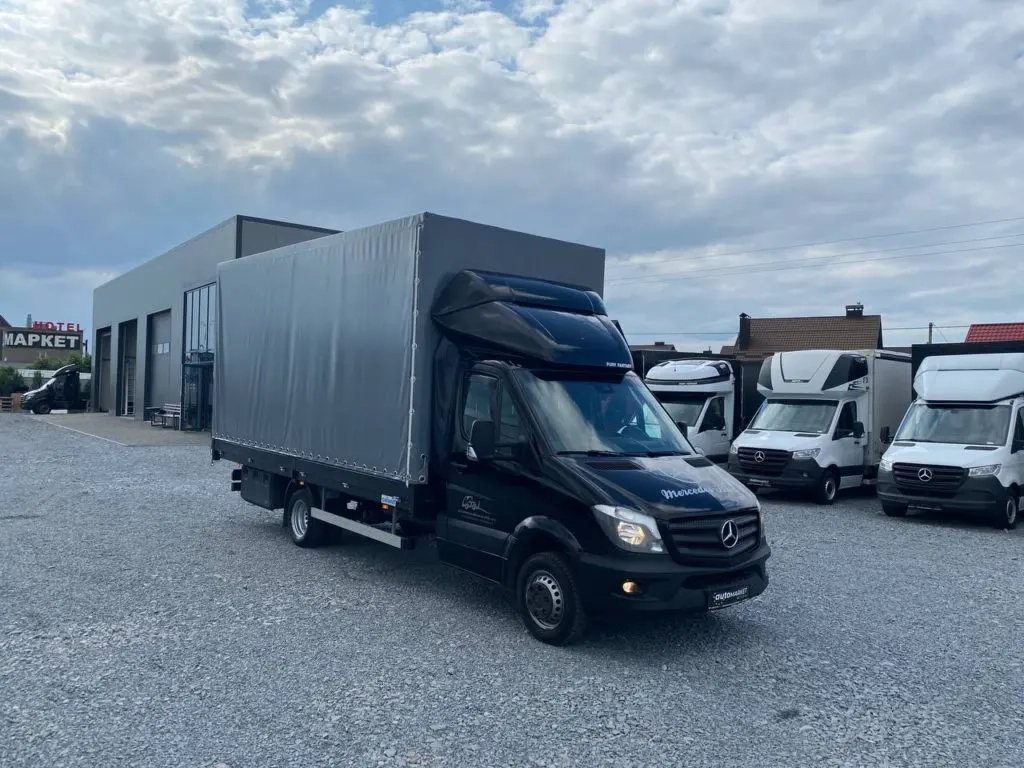 Mercedes-Benz Sprinter image 1