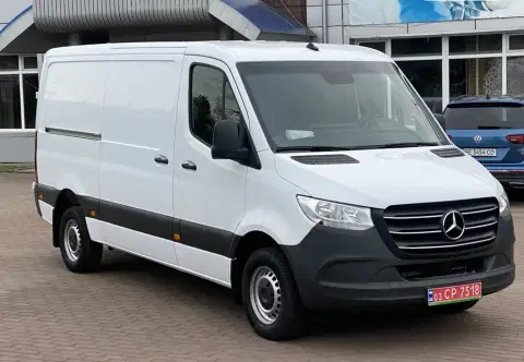 Mercedes-Benz Sprinter (2023-11-07T00:00:00.000Z)