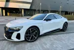 Audi e-tron GT image 3