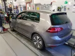 Volkswagen E-GOLF image 4
