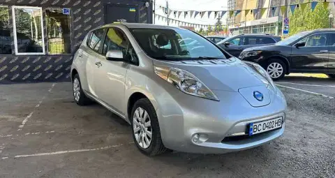 Nissan Leaf (2023-12-20T00:00:00.000Z)
