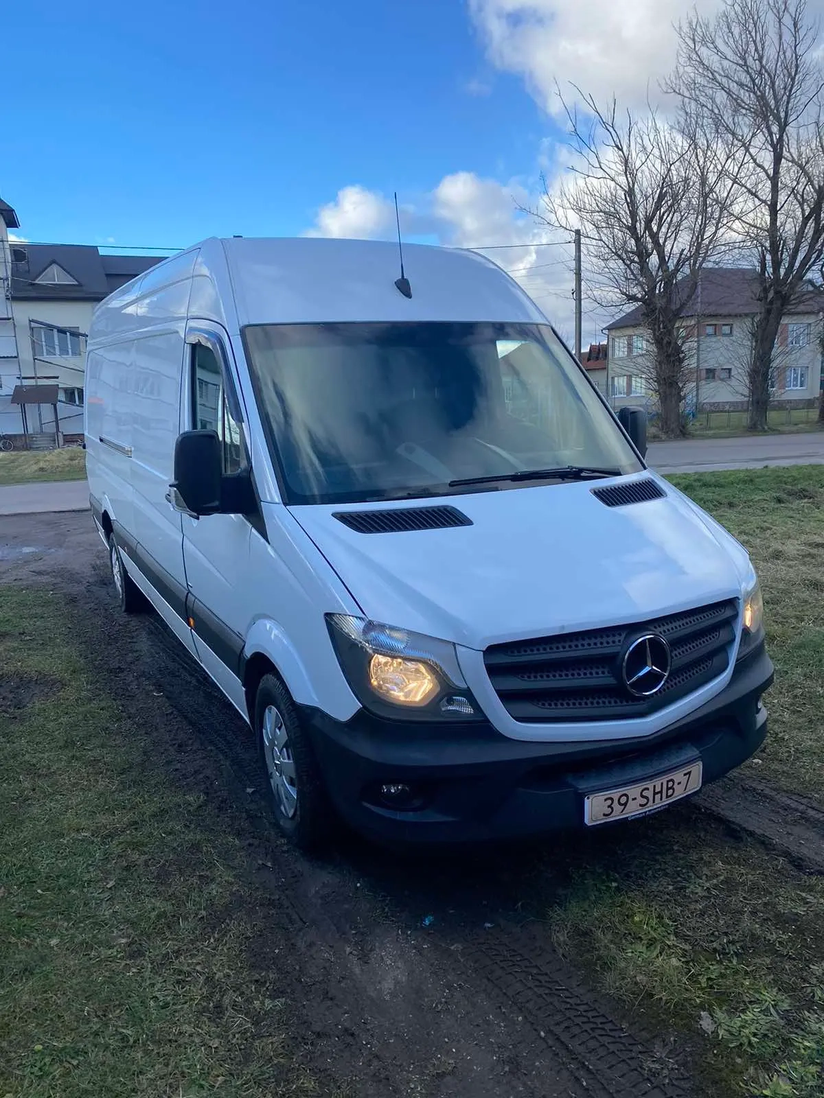 Mercedes-Benz Sprinter image 1