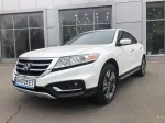 Honda Crosstour image 3