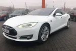 Tesla Model S image 2