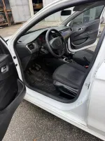 Peugeot 301 image 4