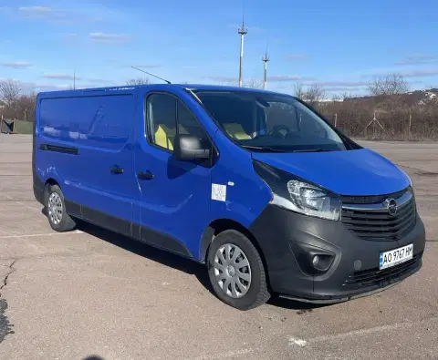 Opel Vivaro (2024-05-15T00:00:00.000Z)