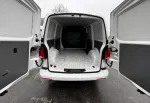 Volkswagen Transporter image 12