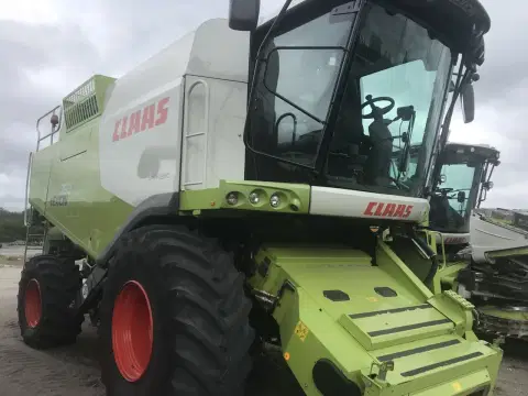 CLAAS Lexion 750 (2024-04-04T00:00:00.000Z)