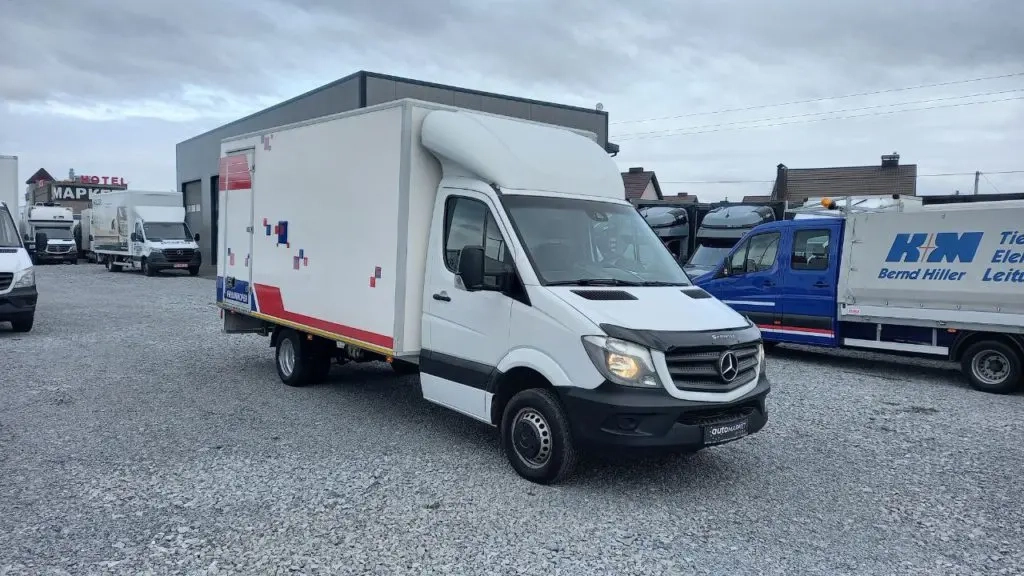 Mercedes-Benz Sprinter image 1