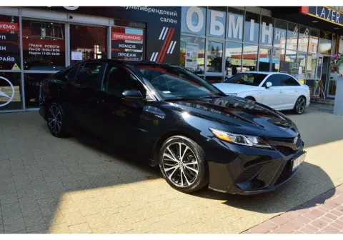 Toyota Camry (2024-02-22T00:00:00.000Z)