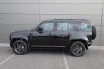 Land Rover Defender image 4