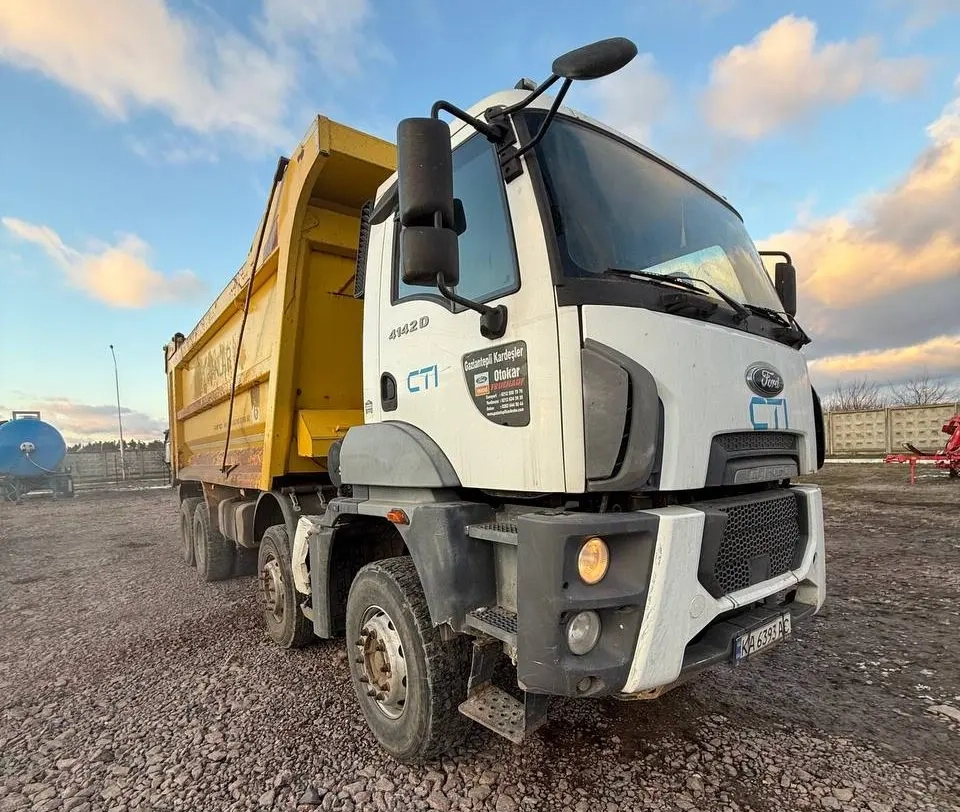 Ford Cargo 414 D image 1