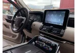 Lincoln Navigator image 39