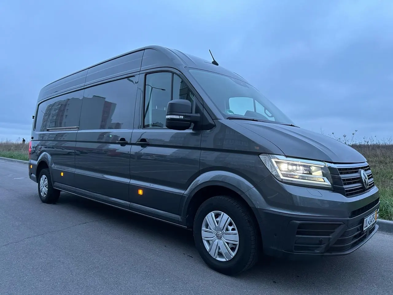 Volkswagen Crafter image 1