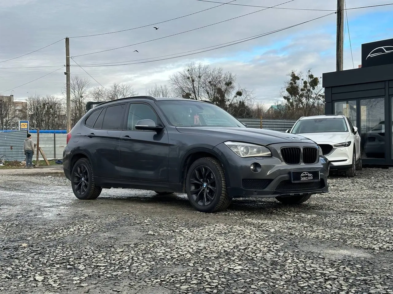 BMW X1 image 1