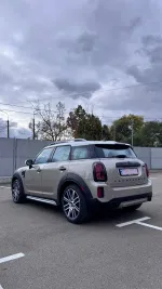 MINI Cooper Countryman image 4