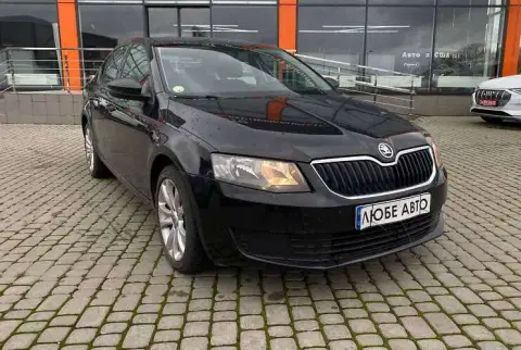 Skoda Octavia (2023-12-20T00:00:00.000Z)
