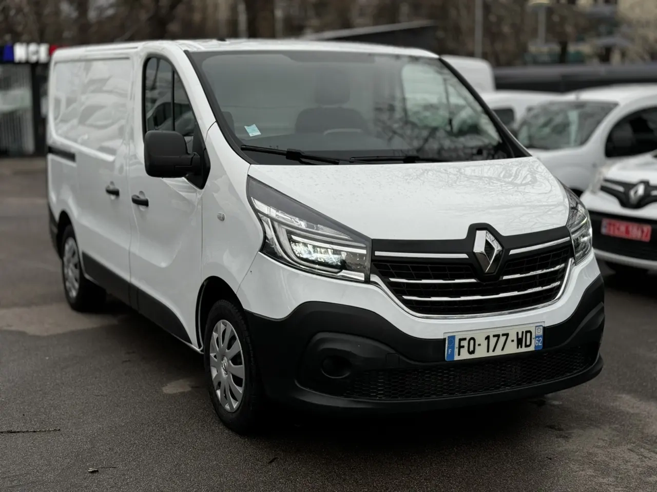 Renault Trafic image 1