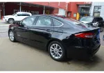 Ford Fusion image 4