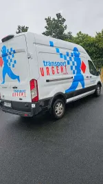 Ford Transit image 8