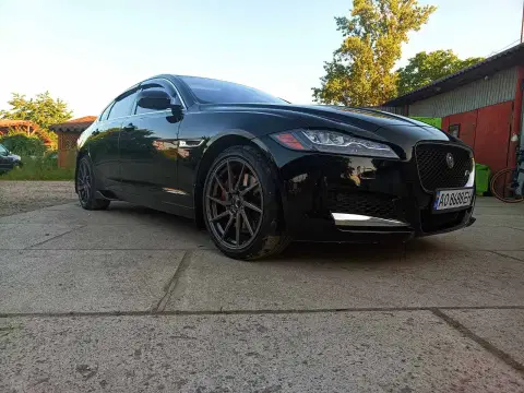 Jaguar XF (2024-06-20T00:00:00.000Z)
