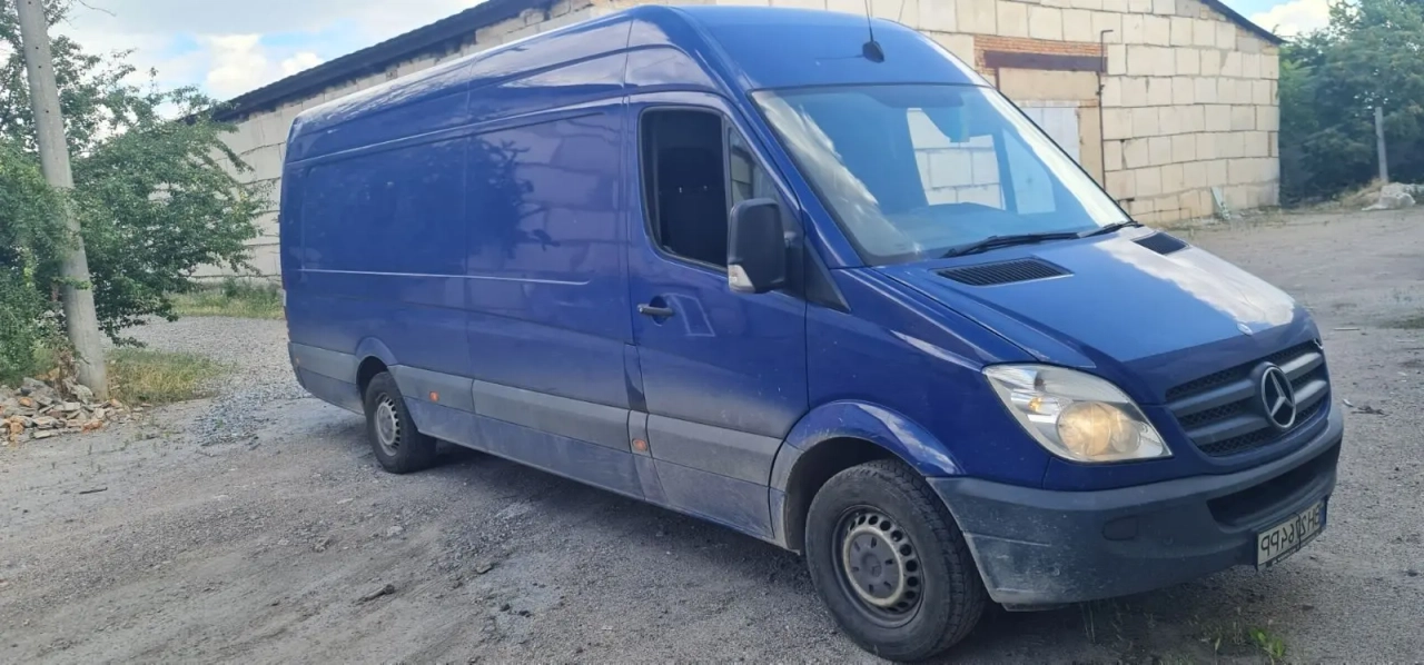 Mercedes-Benz Sprinter image 1