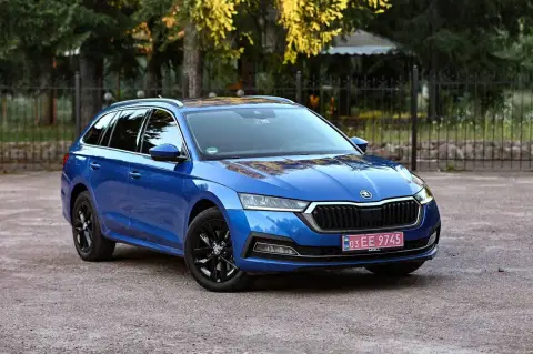 Skoda Octavia (2024-07-08T00:00:00.000Z)