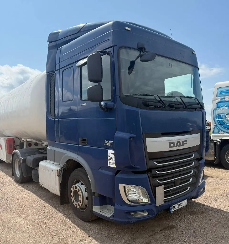 DAF XF 460 image 1