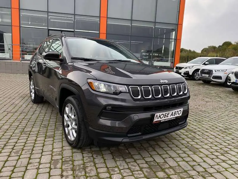 Jeep Compass image 1