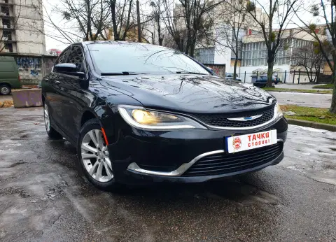 Chrysler 200 (2024-02-07T00:00:00.000Z)