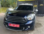 MINI Countryman image 2