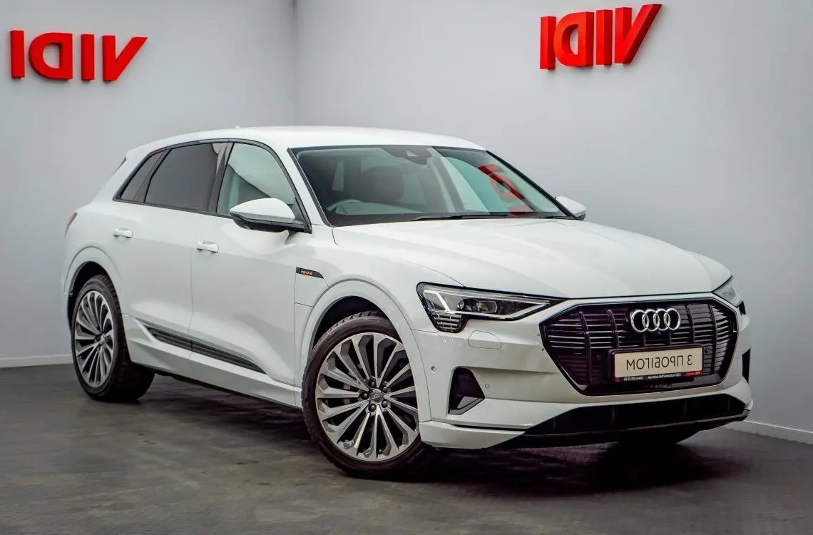 Audi e-tron image 1