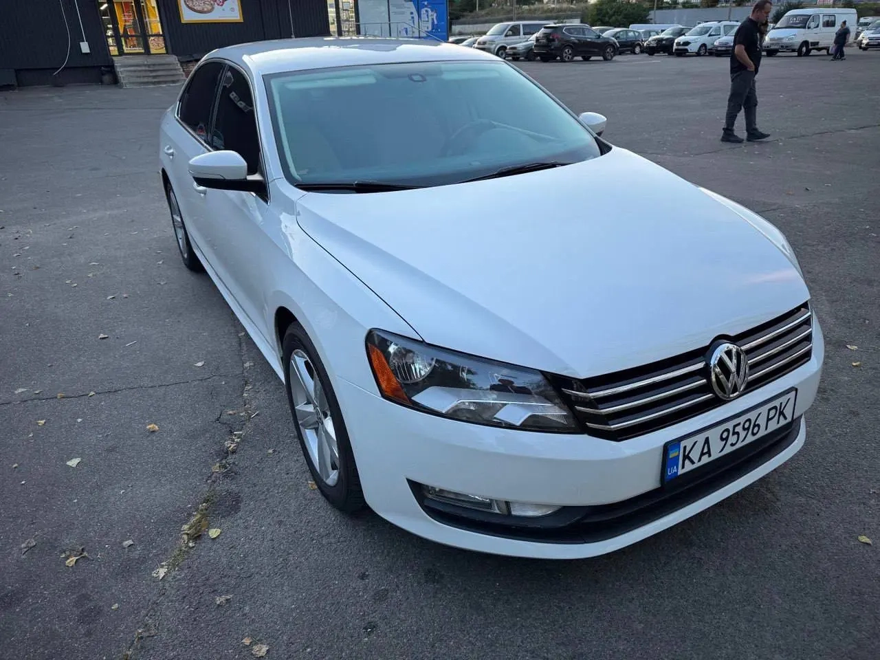Volkswagen Passat image 1