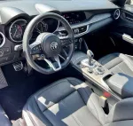 Alfa Romeo Stelvio image 6