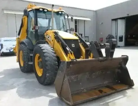 JCB 4CX (2025-06-15T00:00:00.000Z)