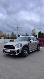MINI Cooper Countryman image 3