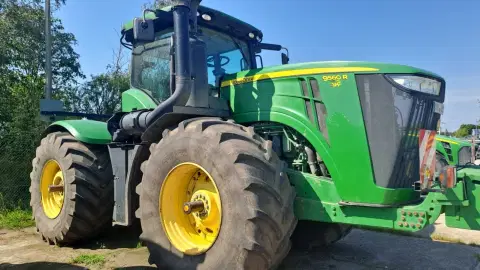 John Deere 9560R (2024-04-15T00:00:00.000Z)