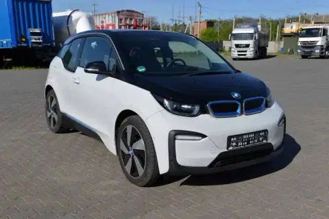BMW i3 (2024-07-30T00:00:00.000Z)