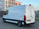 Mercedes-Benz Sprinter image 4