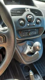 Renault Kangoo image 10