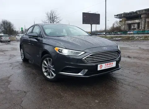 Ford Fusion (2024-02-07T00:00:00.000Z)