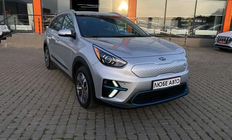 Kia Niro image 1