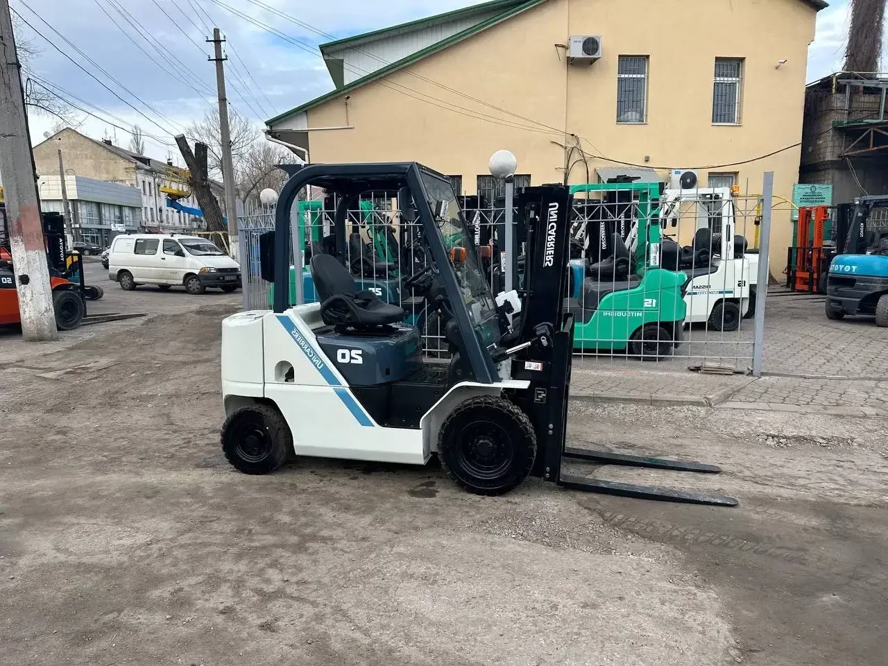 Nissan-Unicarriers FGE20T image 1