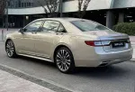 Lincoln Continental image 3